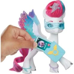 Hasbro - My Little Pony - Muñeca My Little Pony Con Alas Sorpresa Y Accesorios, 5.5 Pulgadas ㅤ -Juguetería medias 271